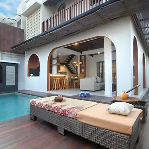  Villa Sudha Bali Anyelir Indonesia